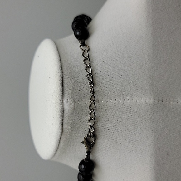 Vintage Black Onyx Leaf Necklace Natural Gemstone Hand Carved Knotted 19" - Picture 7 of 10